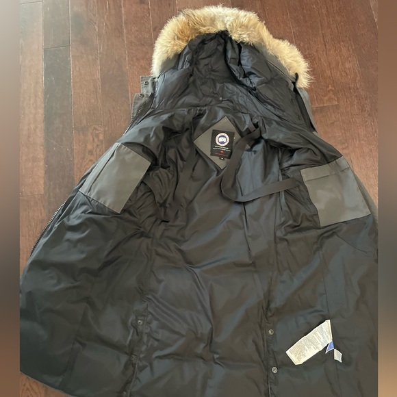 Canada Goose Shelbourne Parka Ladies small - Picture 8 of 11